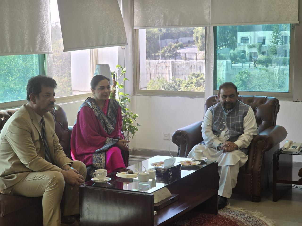 فلم اسٹار میرا وزارت ثقافت کی گڈول ایمبیسیڈر منتخب 