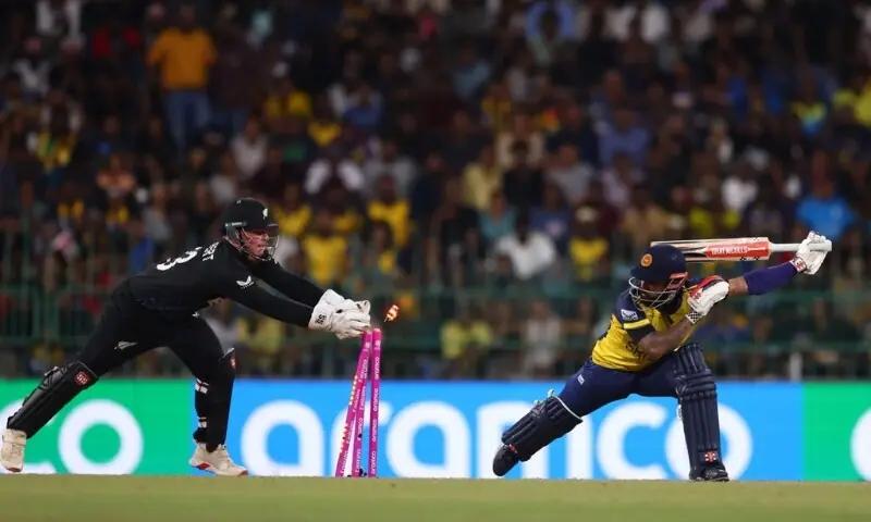 سپر ایٹ : نیوزی لینڈ نے سری لنکا کو باآسانی 61 رنز سے شکست دے کر ٹورنامنٹ سے باہر کر دیا