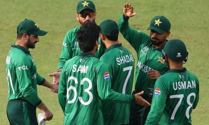 سیمی فائنل کی دوڑ: پاکستان اور سری لنکا کے مابین ٹاکرا آج ہو گا