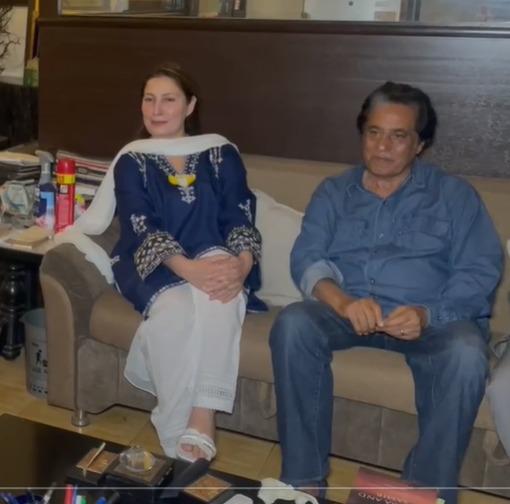 شو مین آف لالی وڈ سید نور اور سپر اسٹار اداکارہ صائمہ نور کا افطار ڈنر 