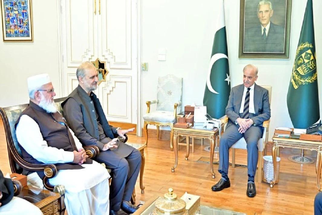 وزیرِ اعظم سے جماعت اسلامی کے وفد کی ملاقات، فغانستان، ایران اور مشرق وسطی ٰکے حالات پر بریفنگ