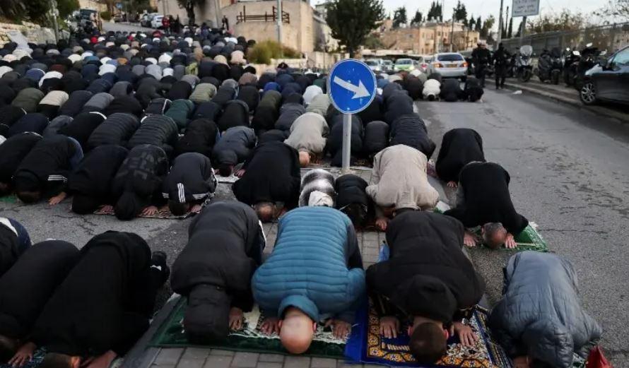 Jerusalem’s Muslims despair as access to Al-Aqsa Mosque denied amid US-Israeli war on Iran