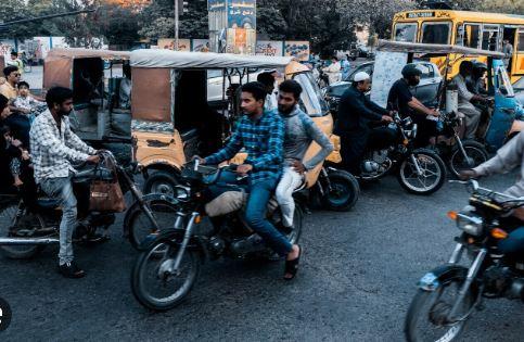 Fuel crisis: Sindh announces Rs2,000 subsidy for bikers