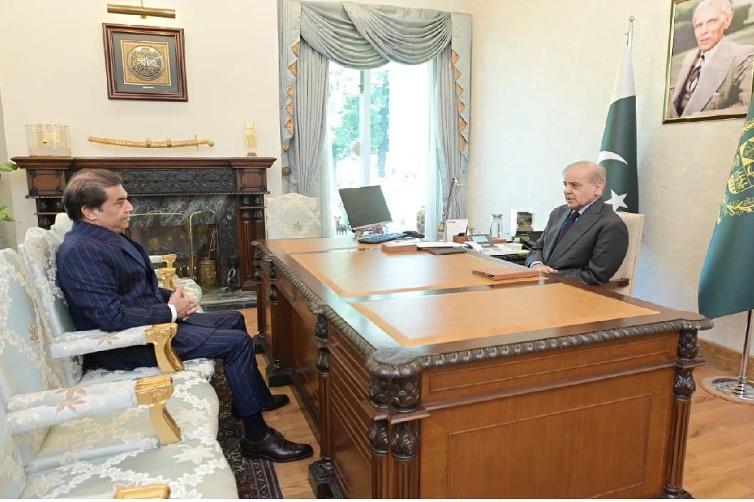شہباز شریف سے حنیف عباسی کی ملاقات، ریلویز کی مجموعی کارکردگی، اصلاحات تفصیلی تبادلہ خیال 