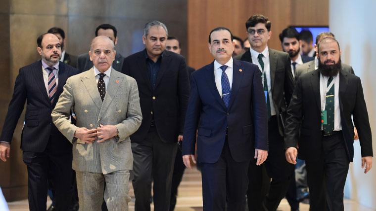 ایران امریکہ مذاکرا کا پہلا دور کامیابی سے مکمل،آئندہ بھی کردار ادا کرتے رہیں گے، وزیراعظم