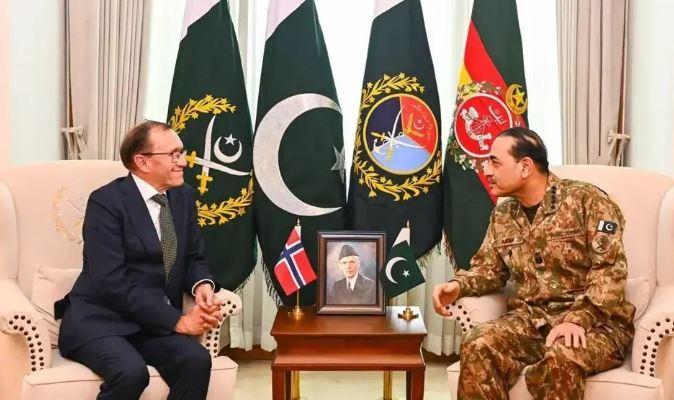 Norwegian FM, CDF Munir discuss regional security, defence cooperation