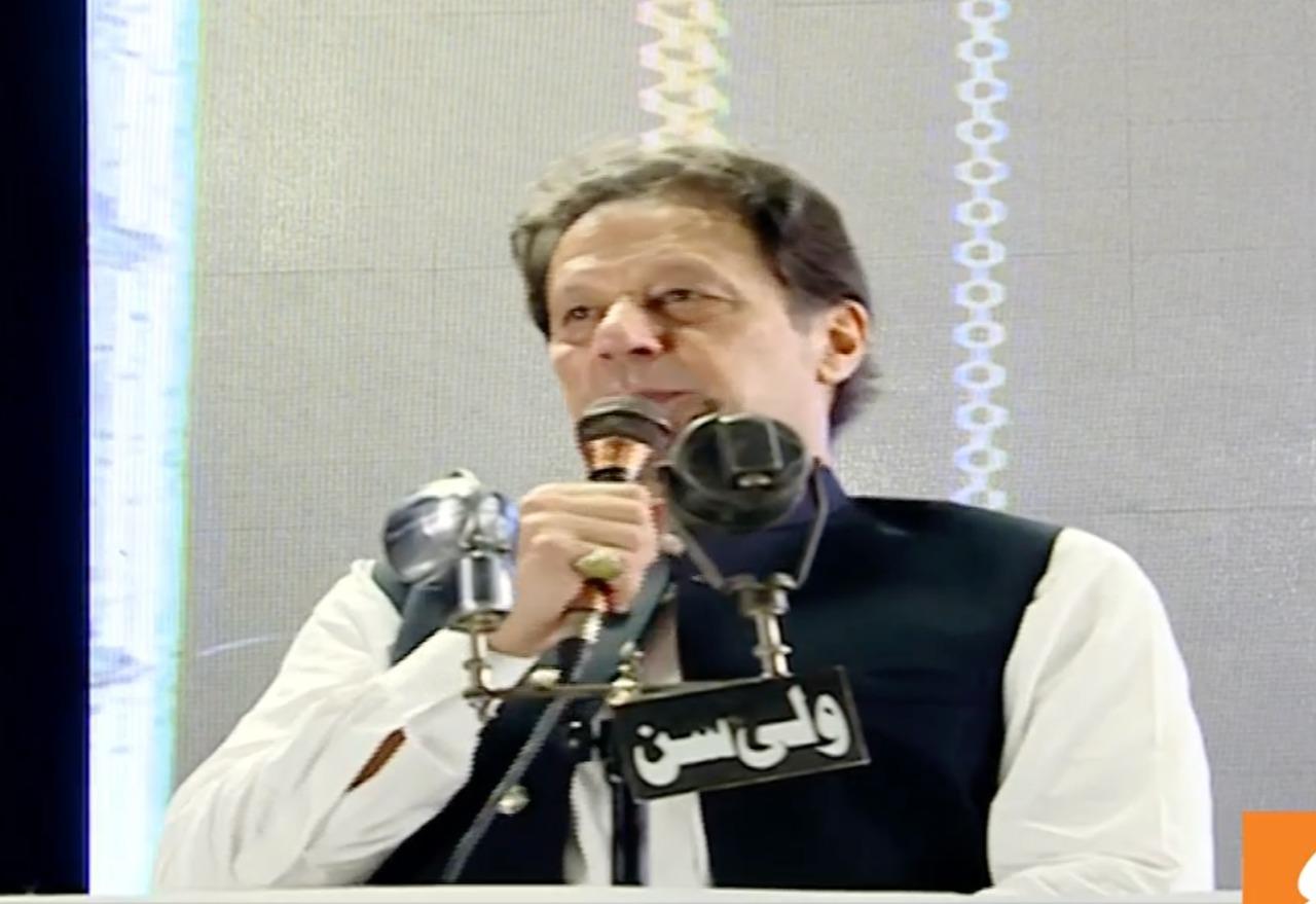 'Consistent victimisation of PTI leaders will have consequences', Imran warns