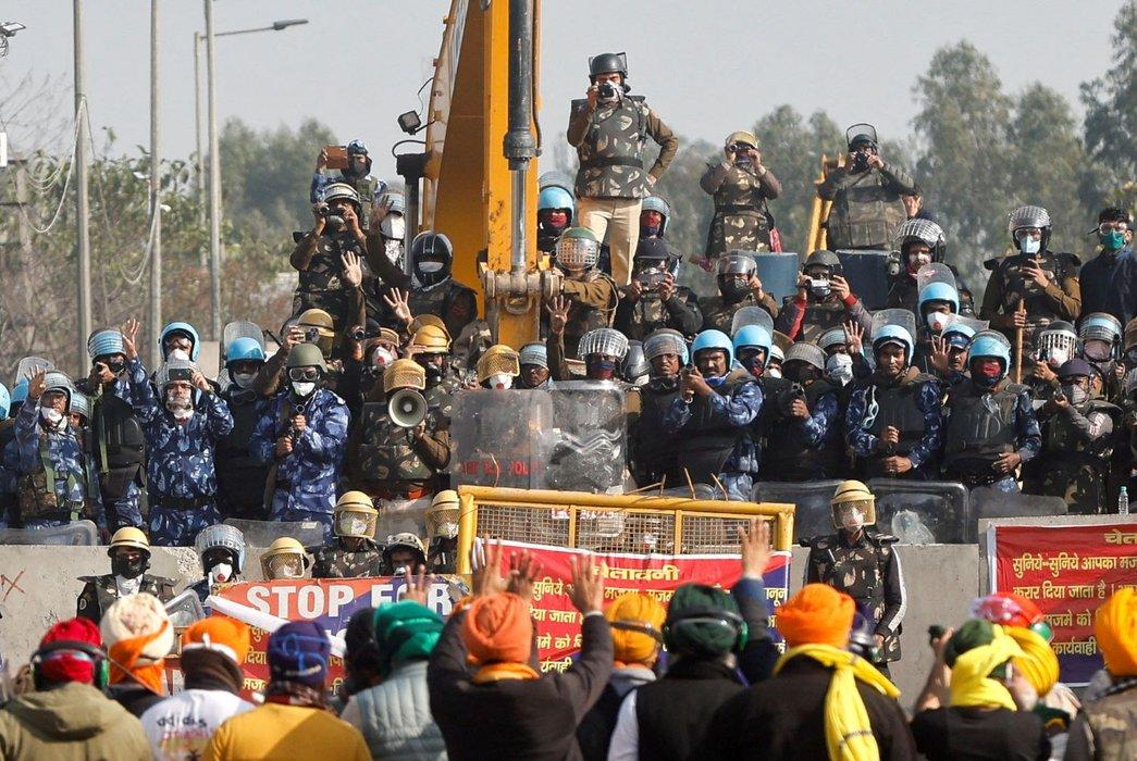Mass arrests and destruction: Indian police crackdown on farmer protests