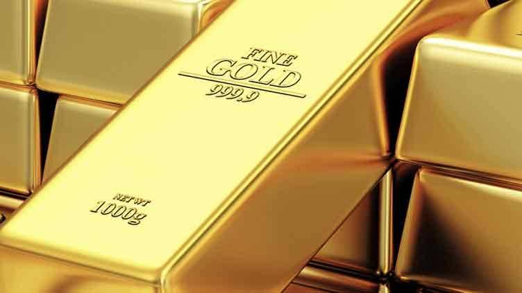Gold prices hit new peak at Rs325,500 per tola