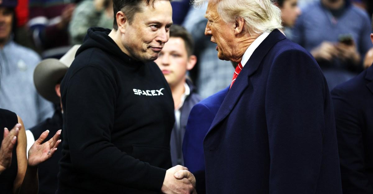 Elon Musk promised Wisconsin voters a $1 million reward. Is that legal?
