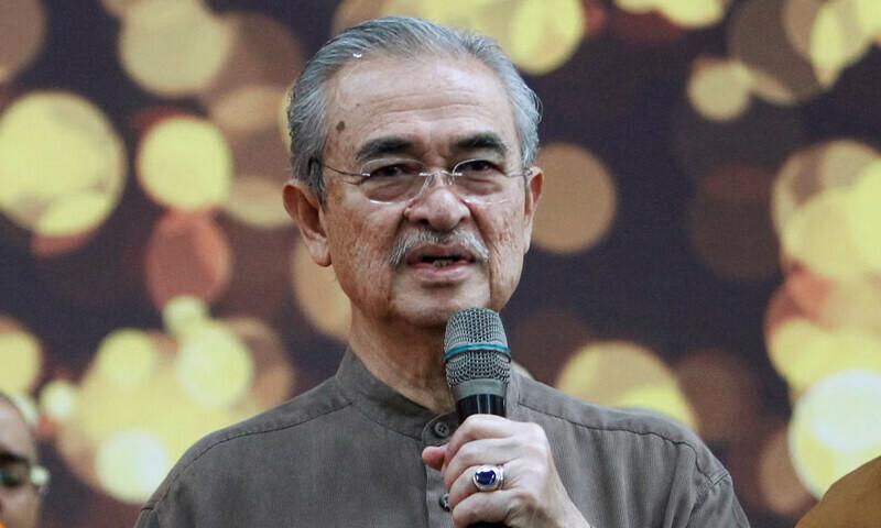 ملائیشیا کے سابق وزیر اعظم عبداللہ احمد بداوی 85 برس کی عمر میں انتقال کر گئے