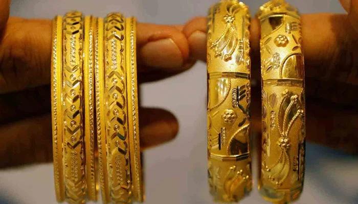 سونےکی فی تولہ قیمت میں 1400 روپےکمی