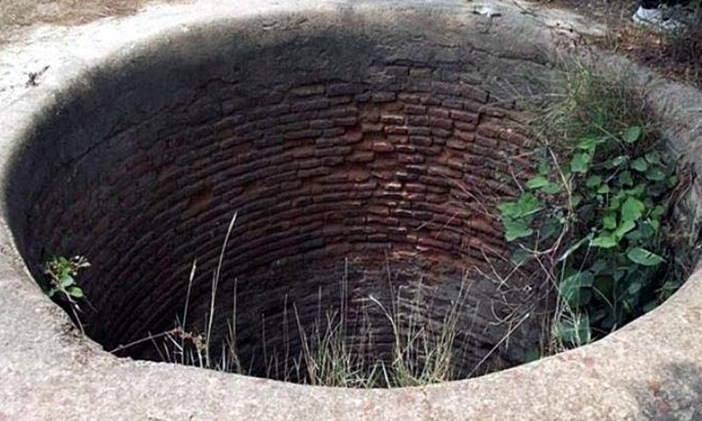 Three laborers drown in sewage well in Lahore