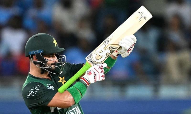 ایشیا کپ فائنل: پاکستانی بلے باز صاحبزادہ فرحان نے اہم ریکارڈ بنا لیا