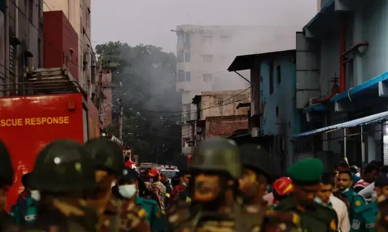 ڈھاکا: گارمنٹ فیکٹری اور کیمیکل گودام میں آتشزدگی ، 16 افراد ہلاک
