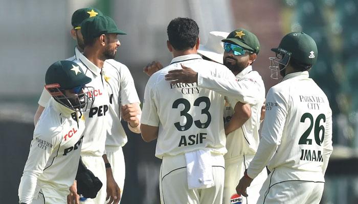 راولپنڈی ٹیسٹ: جنوبی افریقا کی پہلی اننگز 404 رنزپر مکمل، پاکستان کیخلاف 71 رنز کی برتری