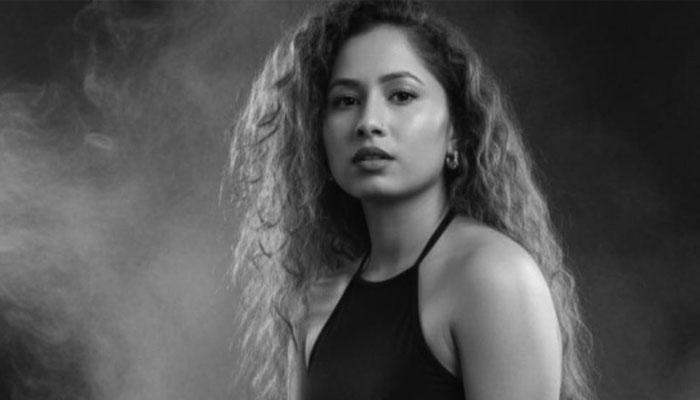 پیٹرول چھڑک کر خودسوزی کرنے والی نیپالی گلوکارہ نیتو پاڈیل جانبر نہ ہو سکی