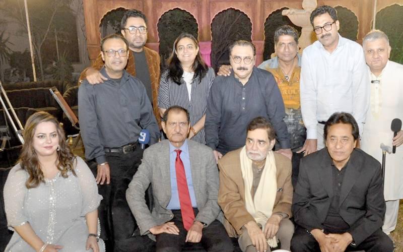 لیجنڈ اداکارعرفان کھوسٹ نے اپنے پروڈکشن ہاؤس کھوسٹ پروڈکشن کا آغاز کر دیا،شوبز شخصیات کی شرکت