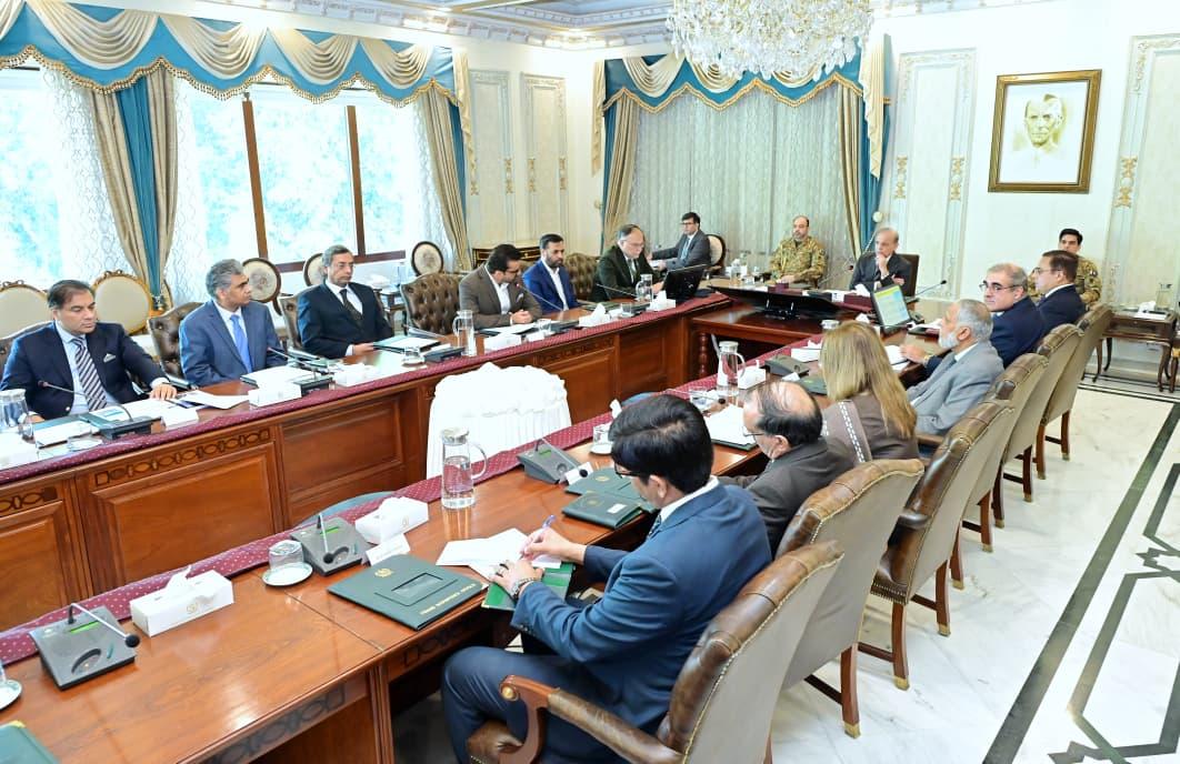 وزیر اعظم شہباز شریف کی جناح میڈیکل کمپلیکس کی جلد تکمیل میں درپیش رکاوٹوں کو دور کرنے کی ہدایت