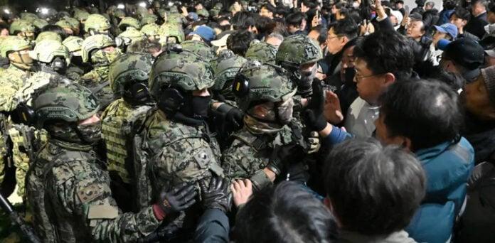 جنوبی کوریا : مارشل لاء کے نفاذ میں معاونت پر سابق وزیر اعظم اور خفیہ ایجنسی کے سابق سربراہ گرفتار