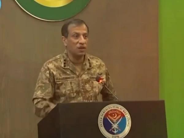 لیفٹیننٹ جنرل احمد شریف چوہدری کی مختلف تعلیمی اداروں کے طلبہ و اساتذہ کے ساتھ خصوصی نشست