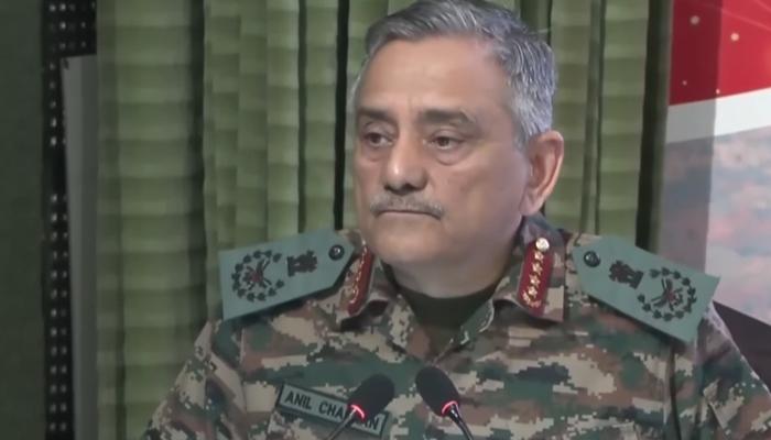 بھارتی چیف آف ڈیفنس اسٹاف کا ملکی دفاعی صنعت پر شدید عدم اعتماد کا اظہار