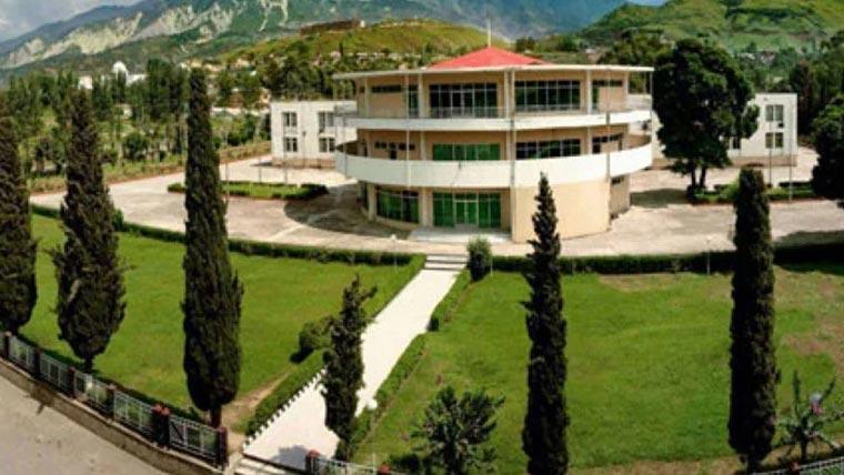 وزیراعظم آزاد کشمیر چودھری انوار الحق کے خلاف تحریک عدم اعتماد پر رائے شماری آج ہو گی