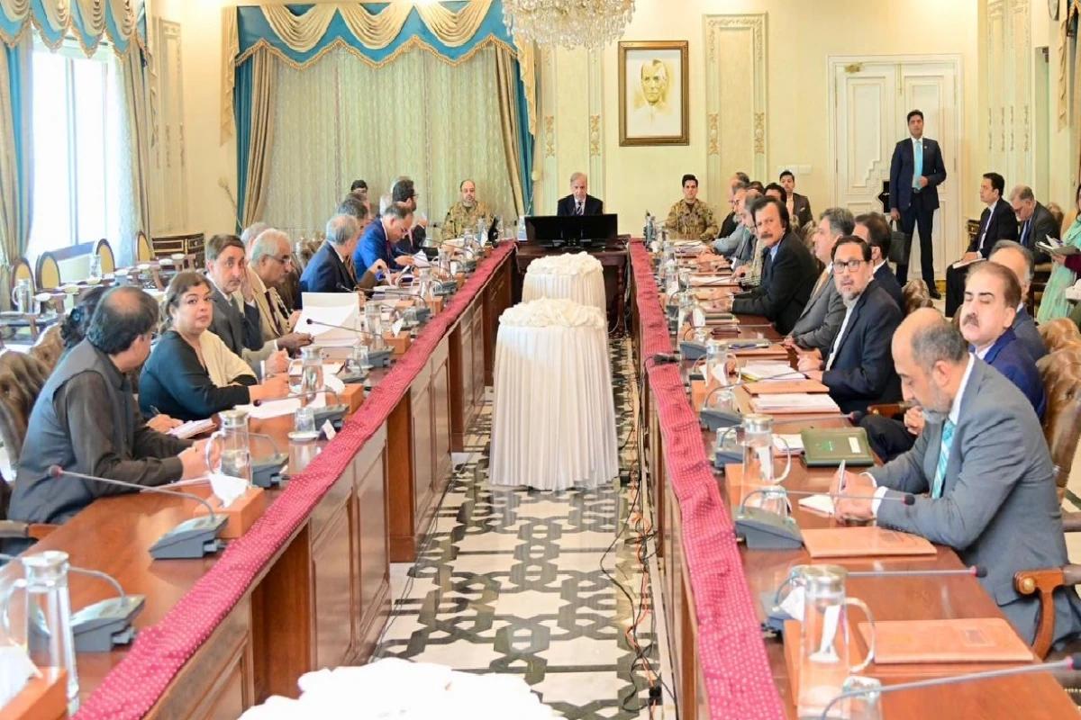 کاروبار میں آسانی اور سرمایہ کاری میں اضافے کیلئے اقدامات حکومت کی اولین ترجیح ہیں،وزیر اعظم