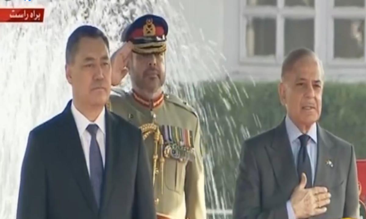 کرغز صدر کی وزیراعظم ہاؤس آمد،گارڈ آف آنر پیش کیا گیا