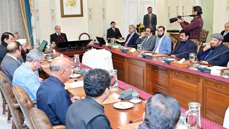 PM constitutes committee to review progress on federal development projects in KP