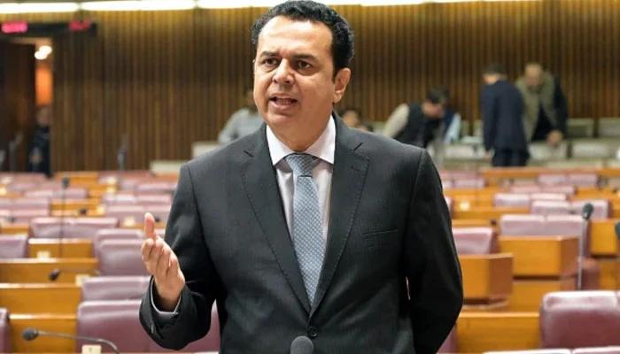 پی ٹی آئی کی پالیسیوں اور صوبائی حکومت کی نالائقی کی وجہ سے خیبرپختونخوا جل رہا ہے،طلال چوہدری