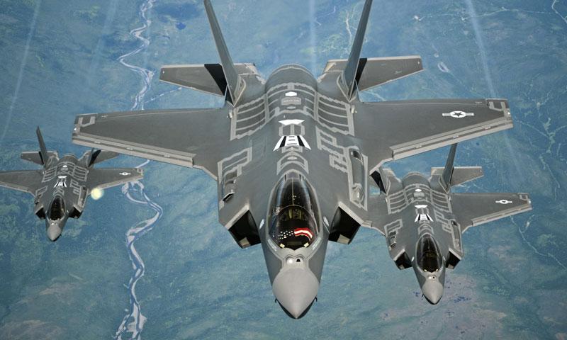 ٹرمپ کا بڑا فیصلہ،امریکی جنگی طیارے گرین لینڈ پہنچنا شروع