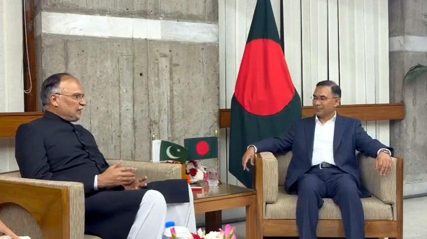 Pakistan, Bangladesh vow to work for regional peace, stability