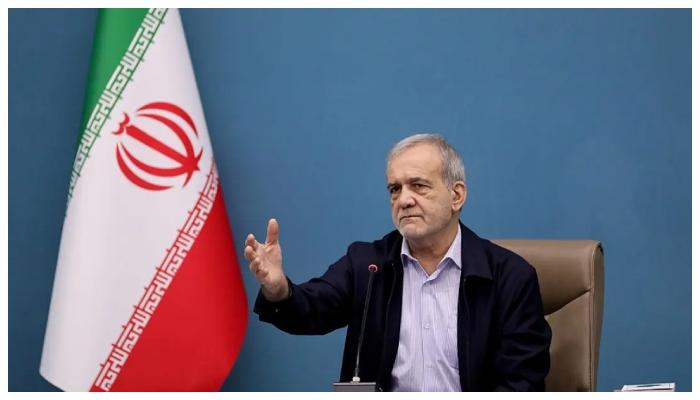 ایک کروڑ 40لاکھررضا کار وطن کےدفاع میں جانیں قربان کرنےکے لیےتیارہیں، ایرانی صدر