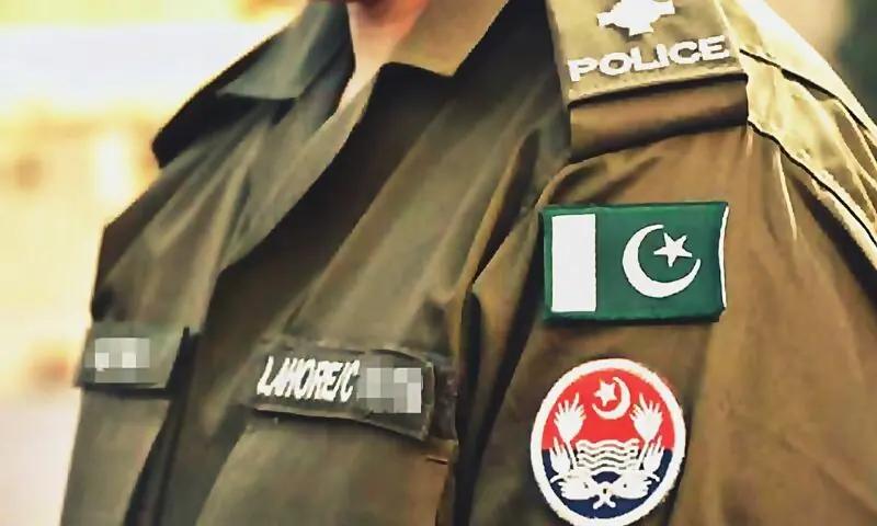 عیدی مانگنے والے پولیس اہلکاروں کے خلاف 'بھیک' مانگنے کی دفعات کے تحت مقدمہ درج ہوگا،ڈی آئی جی آپریشنز