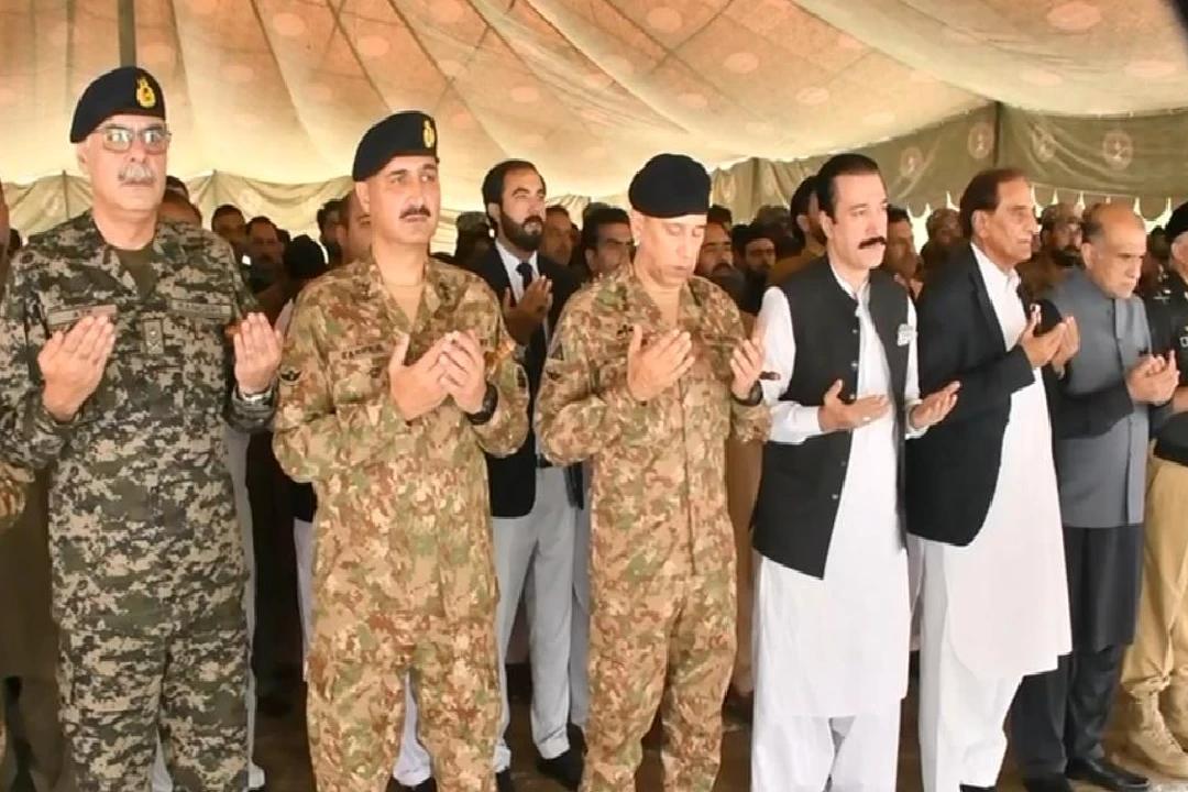 مظفرآباد ہیلی کاپٹر حادثہ کے شہداء کی نمازِ جنازہ ادا، جسدِ خاکی آبائی علاقوں کو روانہ