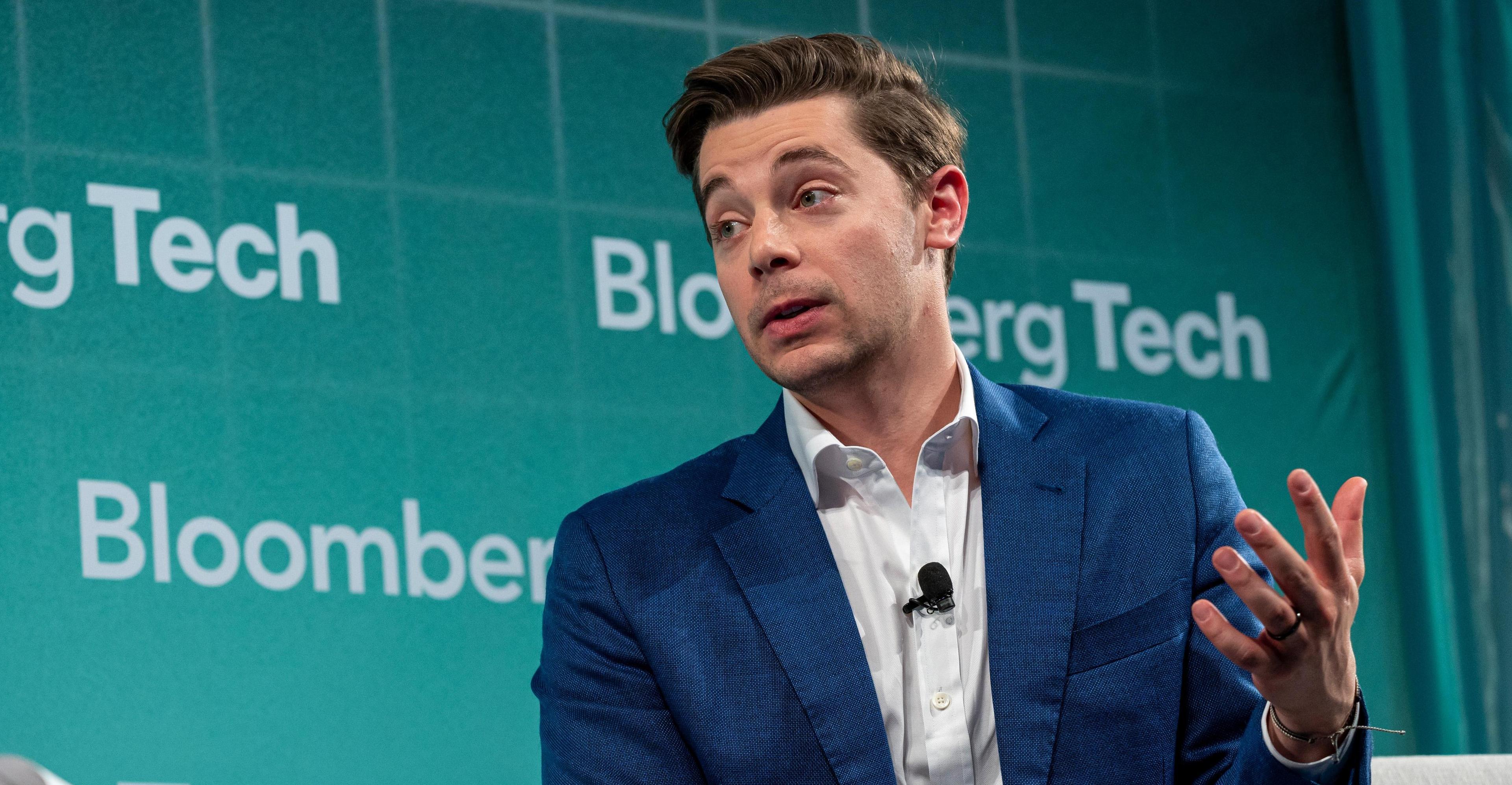 Another OpenAI executive takes off