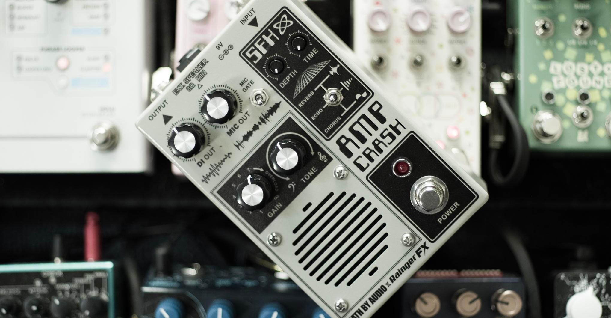 This tiny guitar amp is the most unhinged distortion pedal I’ve ever used