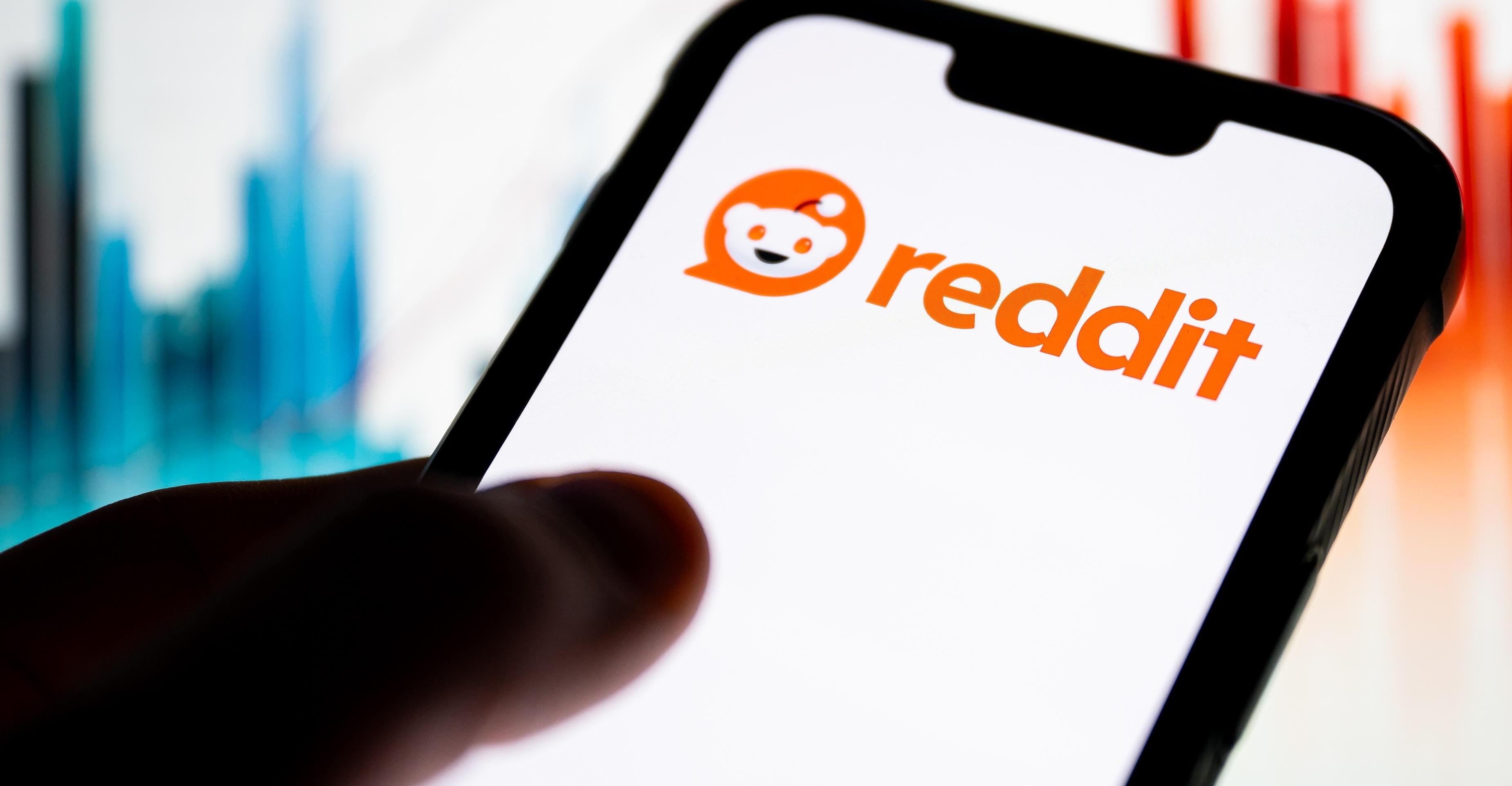 Is Reddit still for humans?