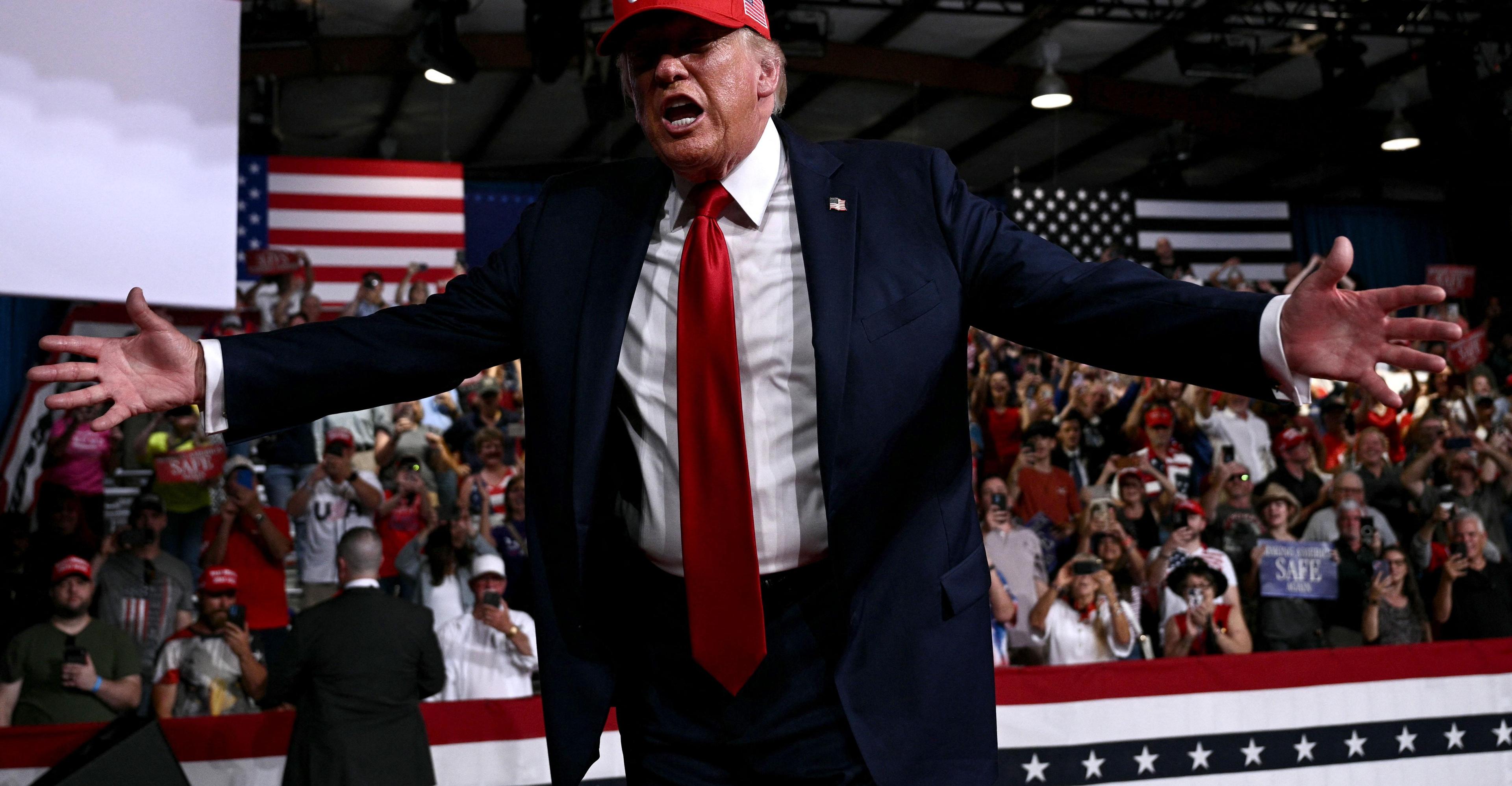 Trump puts himself on the ballot