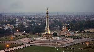 لاہور میں خاتون ٹک ٹاکر کو ہراساں کرنے والوں کے خلاف مقدمہ