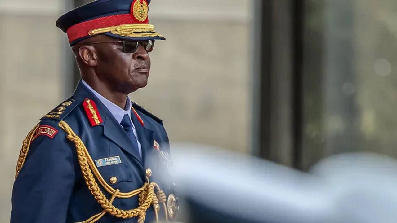 10 including army chief killed in Kenyan helicopter crash